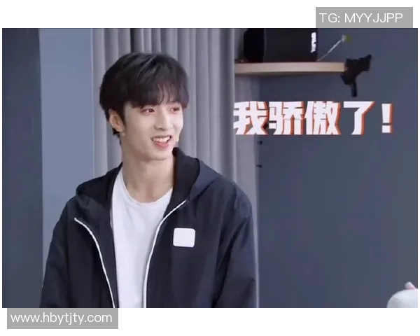 刘耀文与足球明星同框合影展现青春活力与运动热情的精彩瞬间